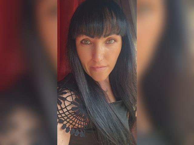 Welcome to cammodel profile for Lerra2154