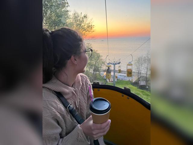 Adult chat with JaneGraceful: Kissing