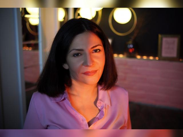 Adult chat with KarolinaOrient: Lingerie & stockings