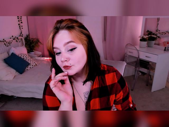 Welcome to cammodel profile for lunaali: Legs, feet & shoes