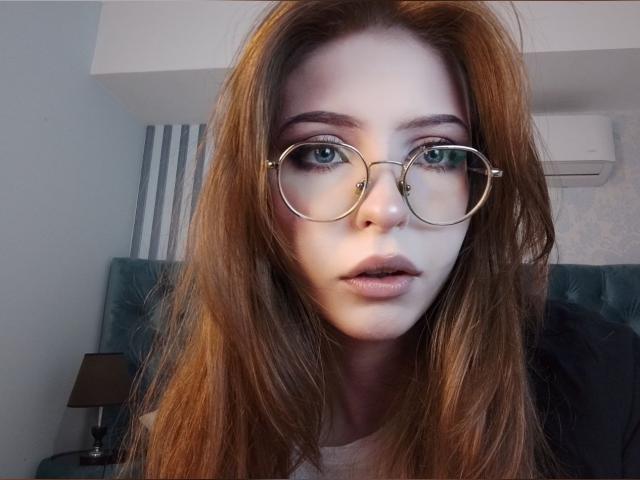 Why not cam2cam with GraceBlush: Toys