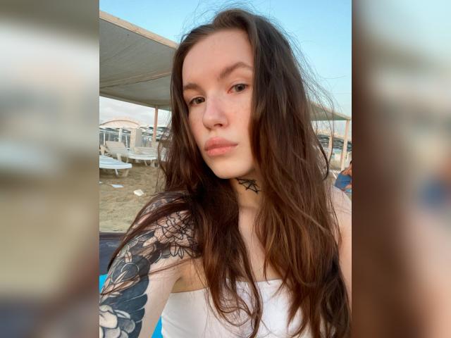 Adult webcam chat with LilyHaze: Nails
