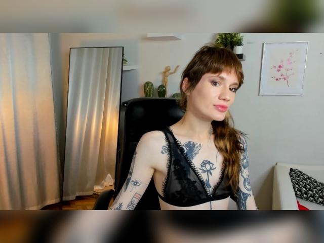 Welcome to cammodel profile for AngelaFog: Leather