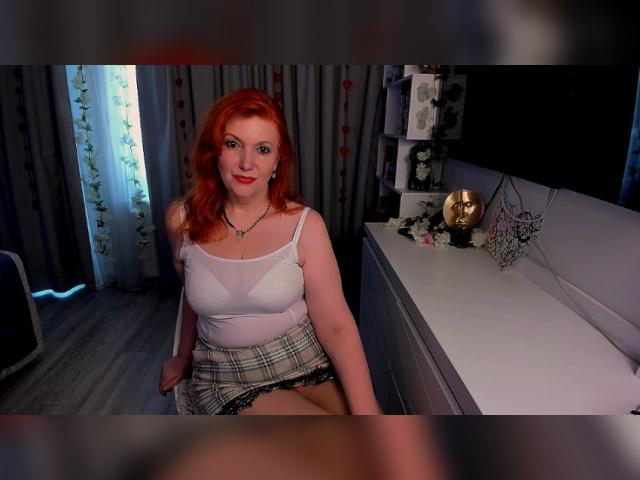 Welcome to cammodel profile for AlmazFireFoxOne: Leather