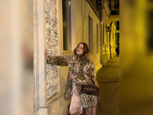 Why not cam2cam with JennyGo: Travel