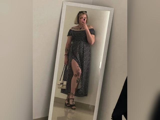 Welcome to cammodel profile for Emily777