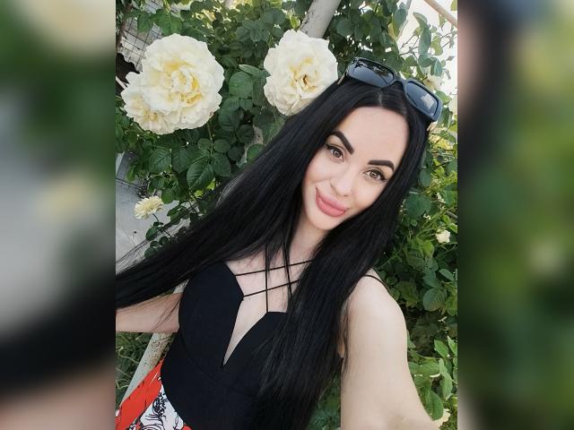 Welcome to cammodel profile for StefaniyaQ: Nails