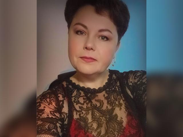 Adult chat with AuroraMay: Outfits