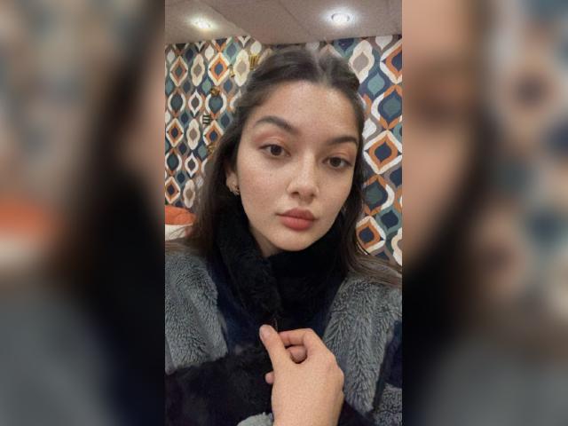 Welcome to cammodel profile for ZarifaBev: Strip-tease