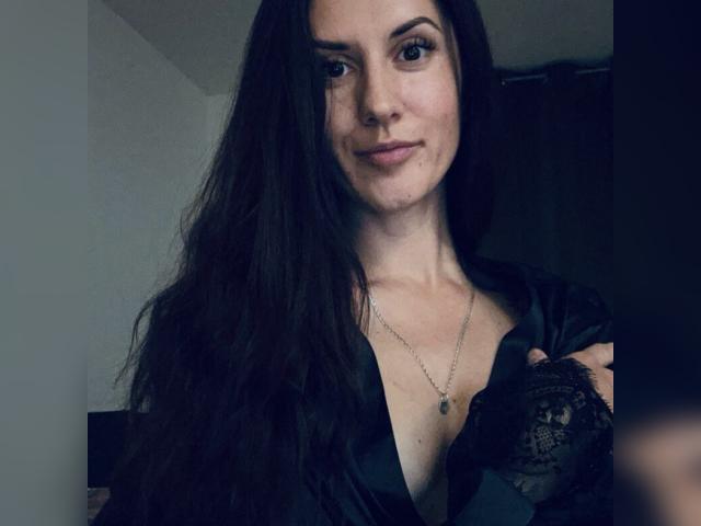 Welcome to cammodel profile for SecretSunny: Outdoor Activities
