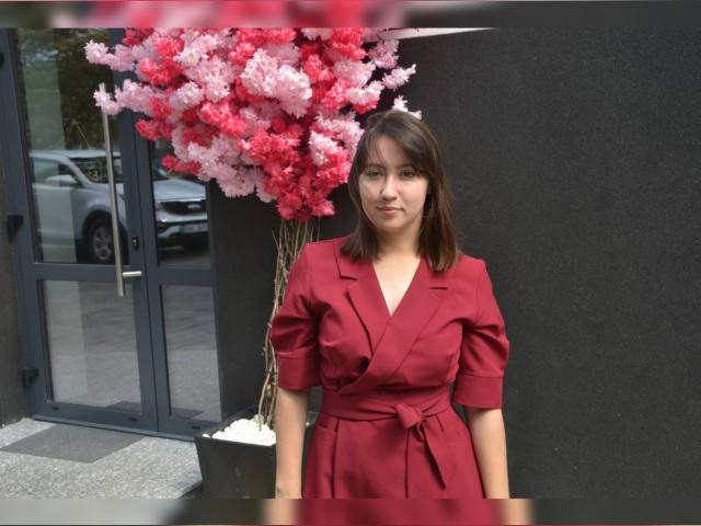 Welcome to cammodel profile for DreamyGirl