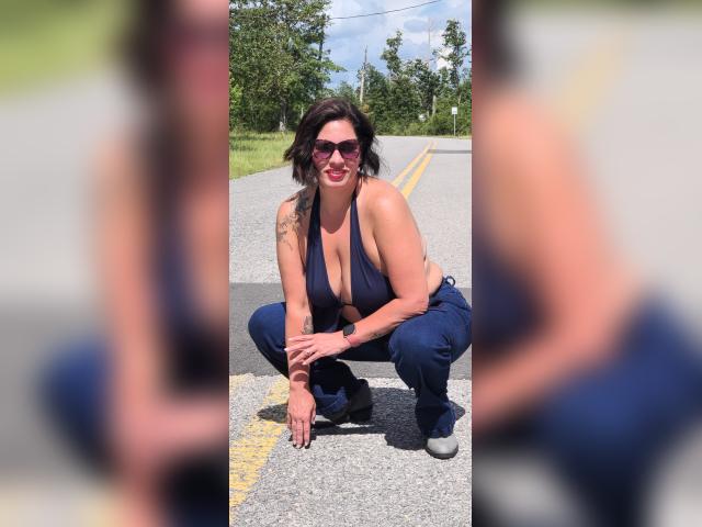 Adult webcam chat with PeachyGoddess: Role playing