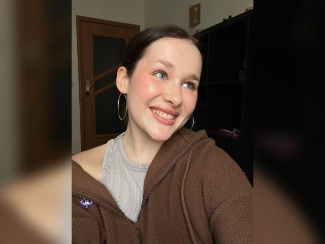 Adult webcam chat with AliceLight: Conversation