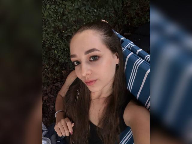 Adult chat with TenderCuteLady: Books/Reading