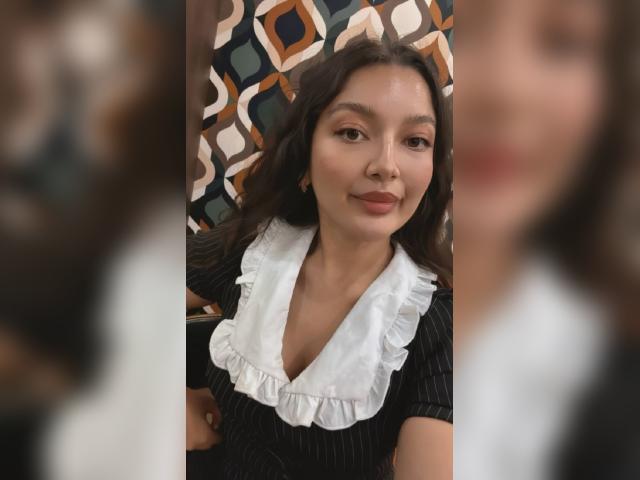 Welcome to cammodel profile for ZarifaBev: Strip-tease