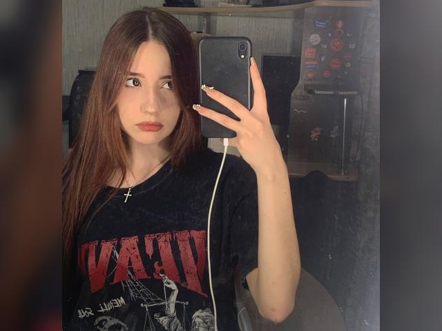 Welcome to cammodel profile for SaraX: Lingerie & stockings