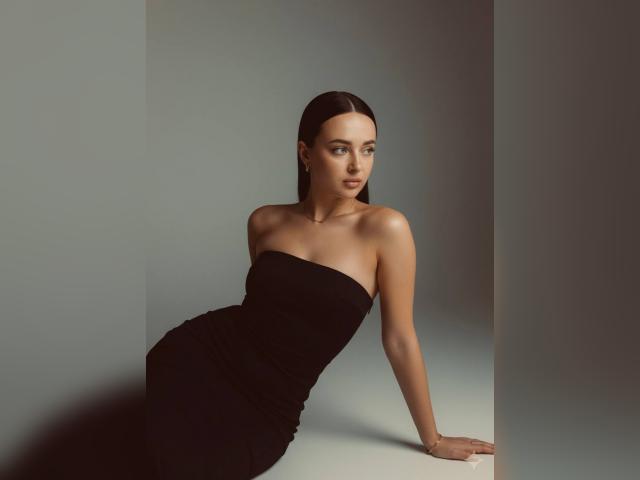 Find your cam match with kristina555: Outfits