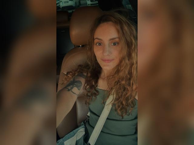 Connect with webcam model NoraBlues: Latex & rubber