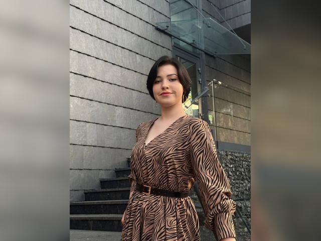 Why not cam2cam with rubinaal9433: Make up