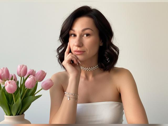 Adult chat with BrownEyesDream: Outfits