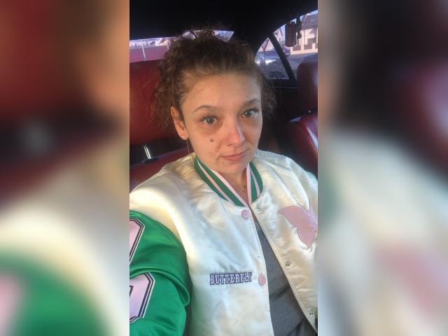 Why not cam2cam with NightSoul00: Kissing