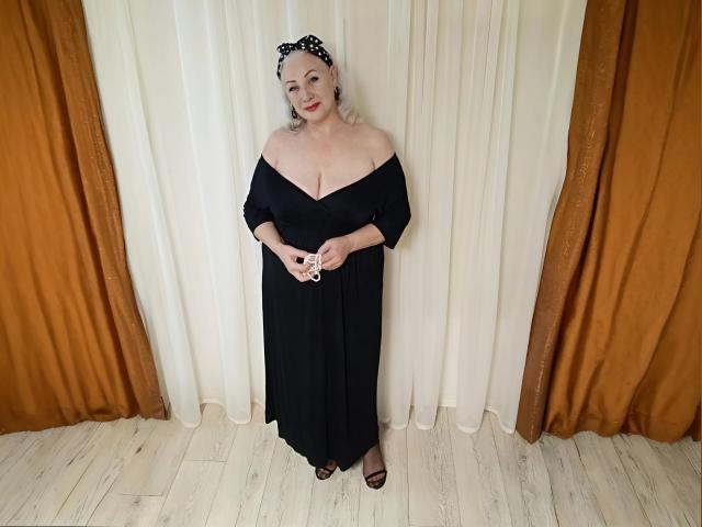 Welcome to cammodel profile for Tashyncik: Outfits