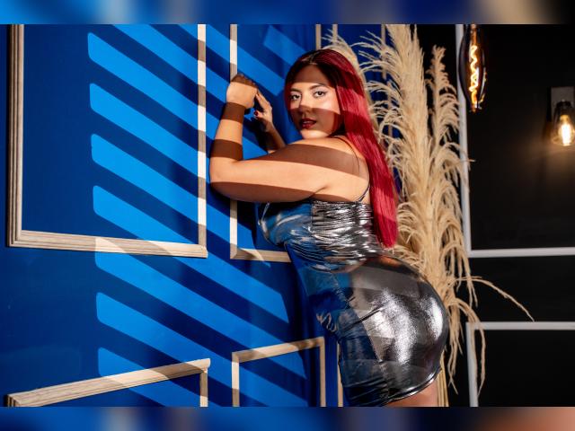 Adult chat with CynthiaxDesire: Exhibition