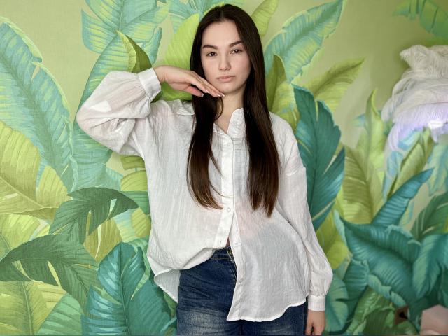 Welcome to cammodel profile for AmberB88: Role playing