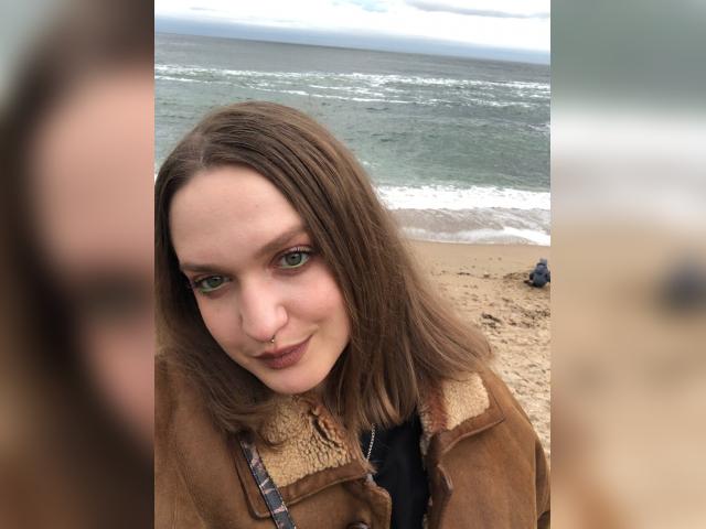 Welcome to cammodel profile for JennyGo: Dancing