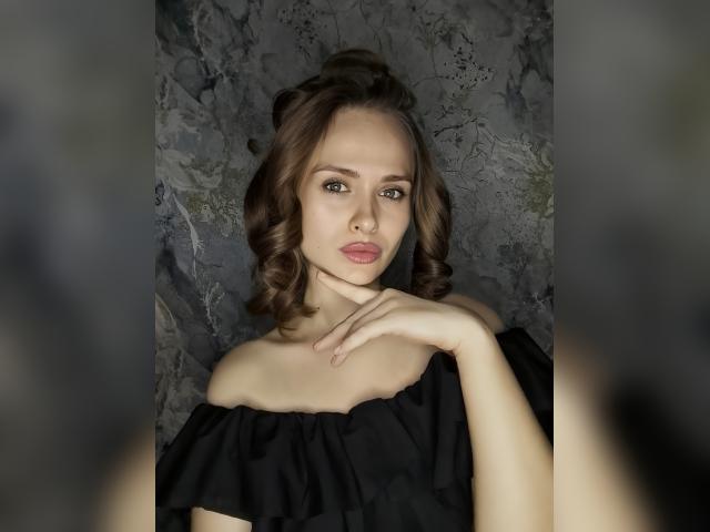 Why not cam2cam with HelloVic: Strip-tease