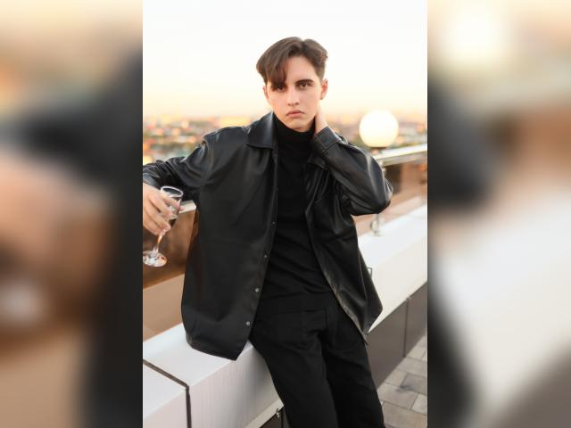 Why not cam2cam with JeffreyC21: Strip-tease