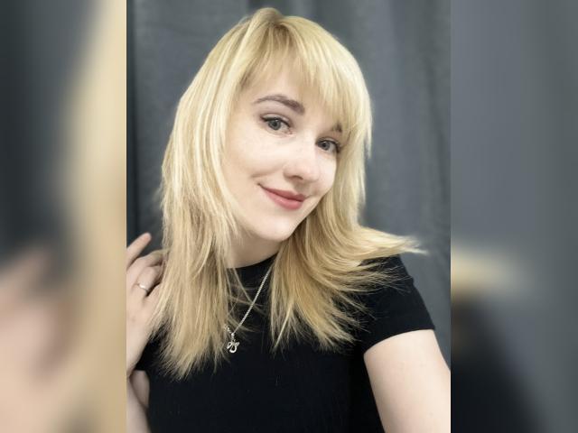 Welcome to cammodel profile for SunMalins: Photography