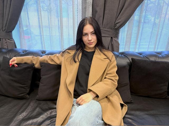 Adult webcam chat with SabrinaC66: Strip-tease