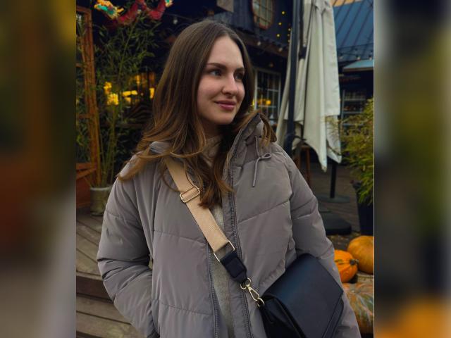 Why not cam2cam with AlexaInlove: Exercise