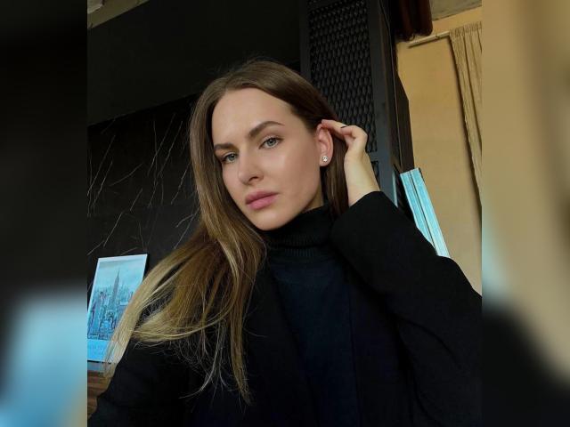 Adult chat with AlexaInlove: Travel