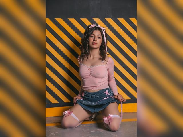 Why not cam2cam with EmmieWren: Piercings & tattoos