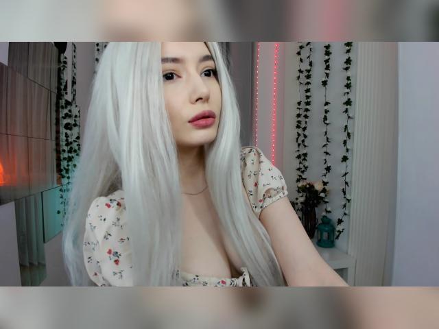 Why not cam2cam with juliettaromani: Ask about my Hobbies