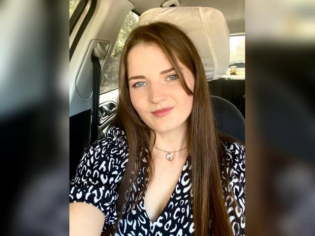 Adult chat with CherryMimi