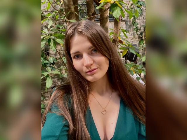 Welcome to cammodel profile for CherryMimi