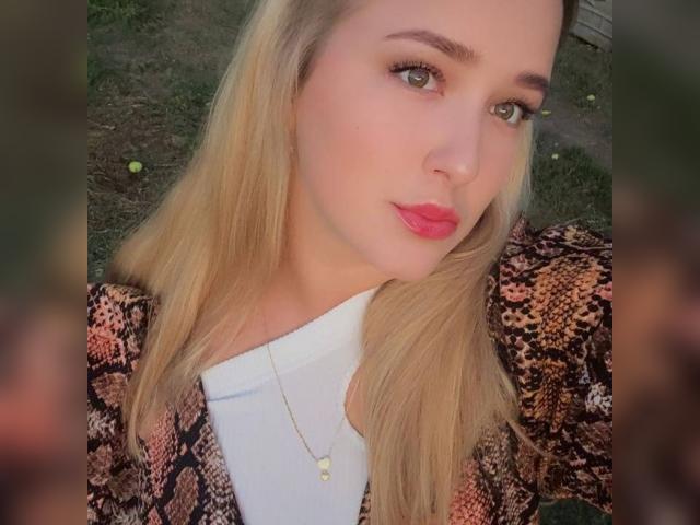 Welcome to cammodel profile for SYNshine56: Make up