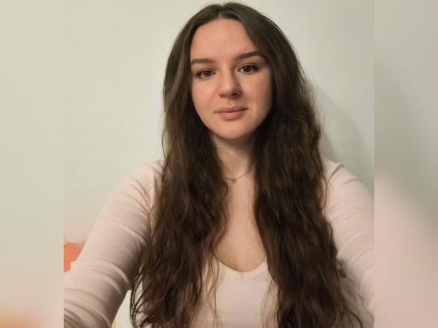 Welcome to cammodel profile for EnchantingLuna: Outdoor Activities