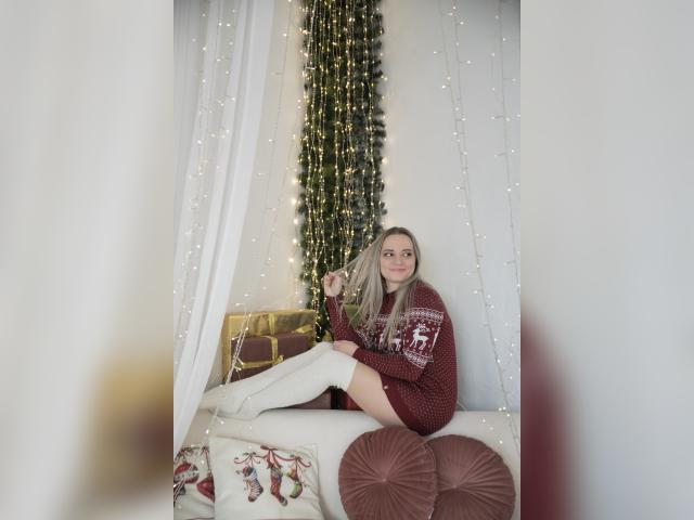 Adult chat with lollyjull: Exhibition