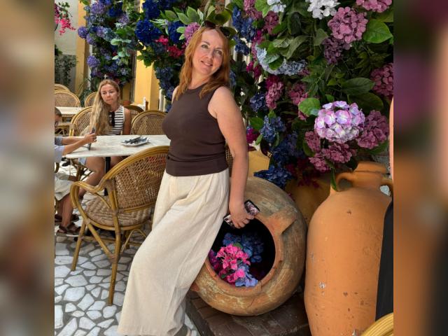 Welcome to cammodel profile for Candy45: Art