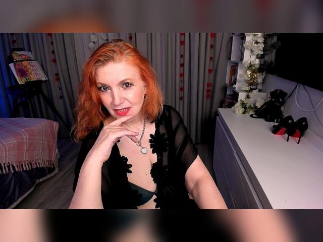 Welcome to cammodel profile for AlmazFireFoxOne: Leather