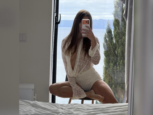 Welcome to cammodel profile for Ericalove