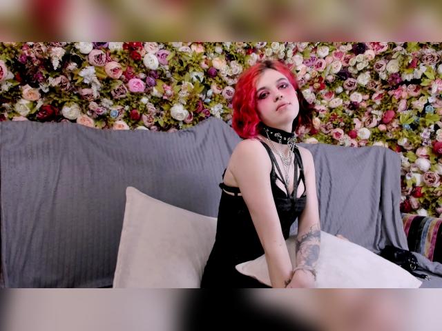 Welcome to cammodel profile for NoellePaws: Exhibition