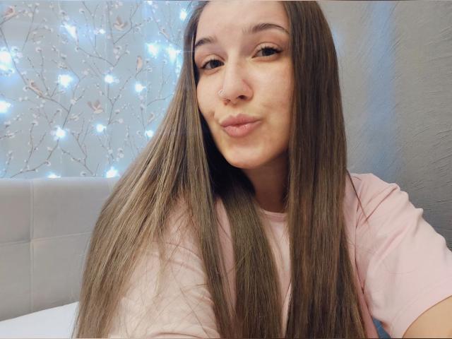 Welcome to cammodel profile for Exclusive: Legs, feet & shoes