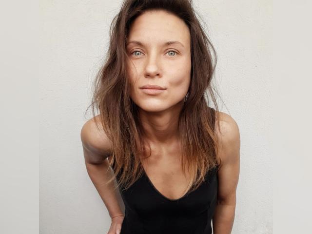 Why not cam2cam with loladan