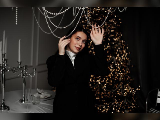 Adult chat with DanielaSwetty: Nails