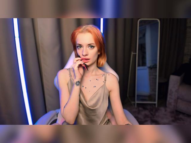 Welcome to cammodel profile for xBarbiSizex: Nails